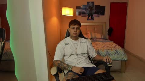 Snapshot of jake_pons chatting on January 15, 2025, 3:11 am Jake Pons online show from January 15, 2025, 3:11 am