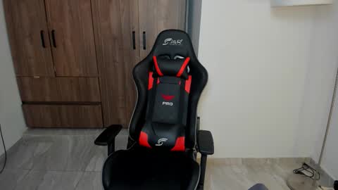 Snapshot of jake_pons chatting on October 16, 2025, 1:28 am Jake Pons online show from October 16, 2025, 1:28 am