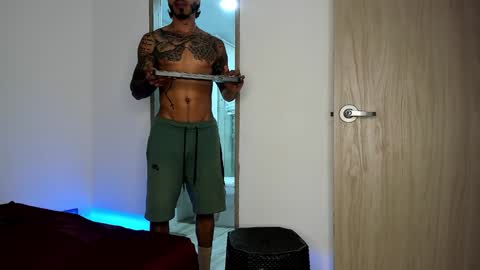 Santiago online show from February 4, 2025, 2:49 am