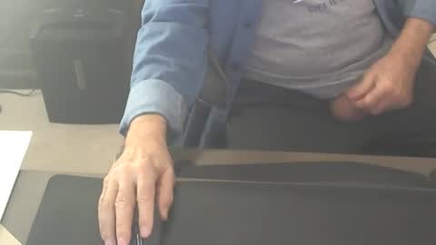 Snapshot of jakenc chatting on February 18, 2026, 6:37 pm jakenc online show from February 18, 2026, 6:37 pm