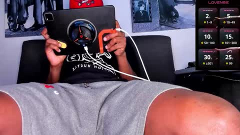 Snapshot of jamal_boseman chatting on November 29, 2025, 10:57 pm Jamal online show from November 29, 2025, 10:57 pm