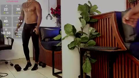 Snapshot of jamalmyst_ chatting on April 29, 2026, 8:26 pm online show from April 29, 2026, 8:26 pm