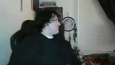 james4yew online show from January 15, 2026, 4:28 am