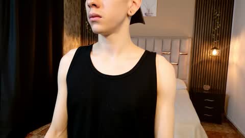 Snapshot of james_adamss_ chatting on February 20, 2026, 1:22 pm james_adamss_ online show from February 20, 2026, 1:22 pm