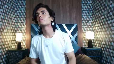 james_morrisonm online show from December 20, 2025, 8:38 pm