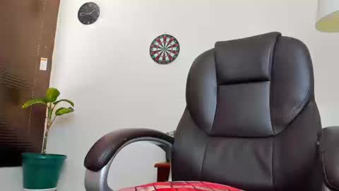 James online show from September 23, 2025, 4:32 pm