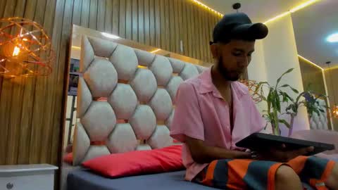 Snapshot of james_walsh chatting on February 1, 2026, 7:56 pm James Walsh online show from February 1, 2026, 7:56 pm