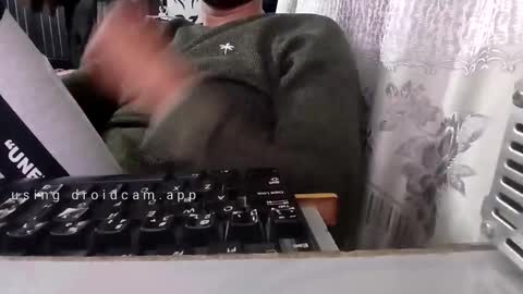 jamesdeen8033232 online show from January 6, 2026, 8:45 pm