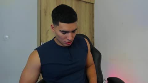 Snapshot of jamesgraay chatting on December 19, 2024, 9:49 pm James Gray online show from December 19, 2024, 9:49 pm