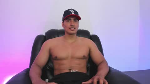 Snapshot of jamesgraay chatting on February 3, 2025, 2:13 pm James Gray online show from February 3, 2025, 2:13 pm