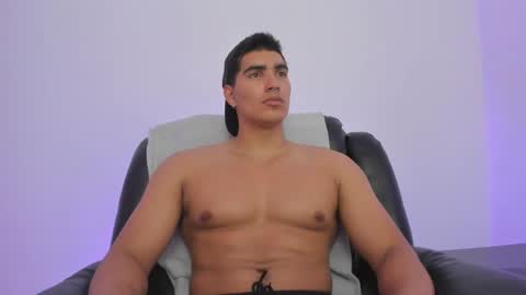 Snapshot of jamesgraay chatting on February 10, 2025, 8:31 am James Gray online show from February 10, 2025, 8:31 am