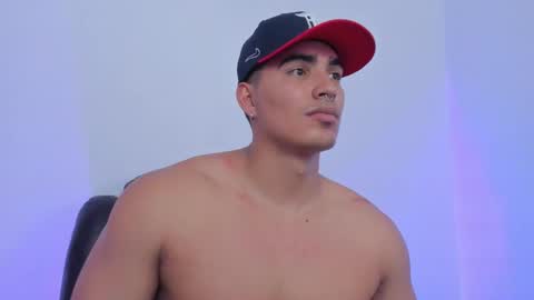 Snapshot of jamesgraay chatting on February 20, 2025, 8:36 pm James Gray online show from February 20, 2025, 8:36 pm