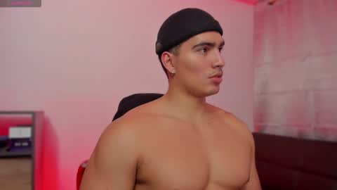 Snapshot of jamesgraay chatting on October 12, 2025, 10:14 am James Gray online show from October 12, 2025, 10:14 am