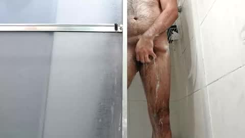 Snapshot of jameshetfield450 chatting on March 5, 2025, 6:56 pm James Clapeyron online show from March 5, 2025, 6:56 pm