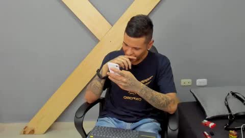 Jamesinked  online show from December 24, 2024, 9:44 pm