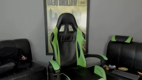 Jamesinked  online show from February 12, 2025, 4:22 pm