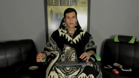 Jamesinked  online show from February 27, 2025, 3:04 am