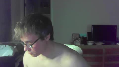 Snapshot of jamesjewels chatting on January 22, 2025, 1:42 am jamesjewels online show from January 22, 2025, 1:42 am