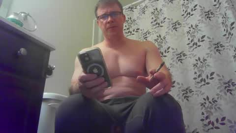 Snapshot of jamesjewels chatting on March 5, 2025, 2:46 am jamesjewels online show from March 5, 2025, 2:46 am