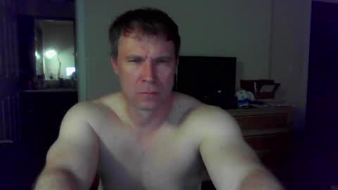 Snapshot of jamesjewels chatting on May 6, 2026, 2:29 am jamesjewels online show from May 6, 2026, 2:29 am