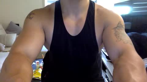 jamesmo820913 online show from October 3, 2025, 4:53 am