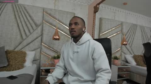 James  online show from January 15, 2025, 11:10 am