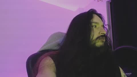 Snapshot of jamesvladi chatting on January 10, 2025, 12:59 am vlad online show from January 10, 2025, 12:59 am