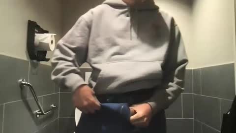 JAMI4U online show from November 10, 2025, 1:21 pm