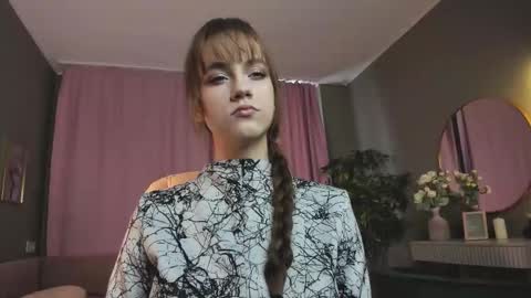 jamie_chung online show from February 8, 2026, 7:12 am