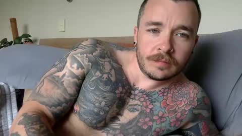 Snapshot of jaminpunch chatting on December 8, 2024, 5:39 am Jamincharles online show from December 8, 2024, 5:39 am