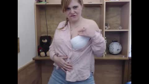 janaloveli online show from March 28, 2026, 8:58 am