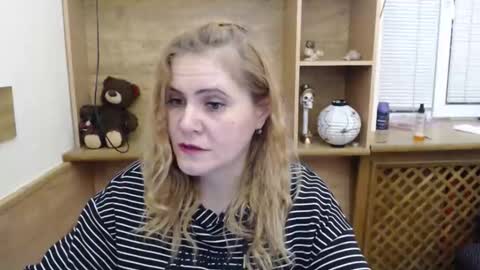 janaloveli online show from April 13, 2026, 5:18 pm