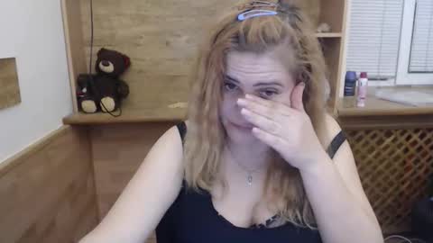 janaloveli online show from April 16, 2026, 6:19 pm