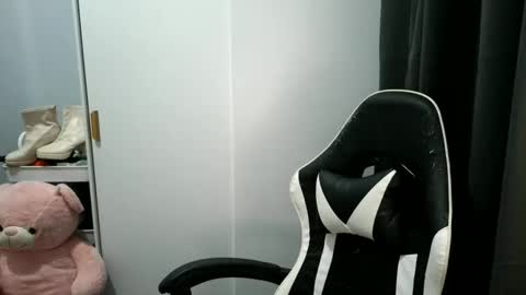 Snapshot of jane_bratxxx chatting on November 10, 2025, 6:23 am YOUR LOVELY JANE online show from November 10, 2025, 6:23 am