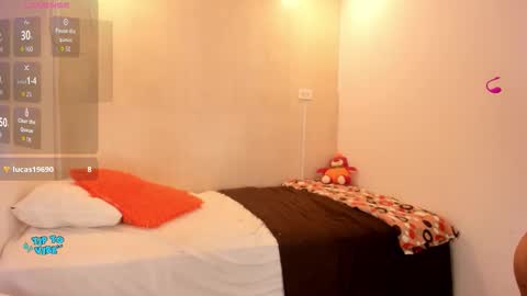 Snapshot of jane_monttgomery chatting on October 16, 2025, 11:06 pm Jane M online show from October 16, 2025, 11:06 pm