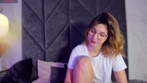 Snapshot of jane_pearl chatting on February 3, 2025, 9:30 am Jane online show from February 3, 2025, 9:30 am