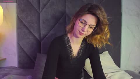 Snapshot of jane_pearl chatting on February 4, 2025, 6:46 am Jane online show from February 4, 2025, 6:46 am