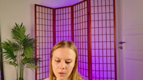 jane_westt online show from March 13, 2026, 1:40 pm