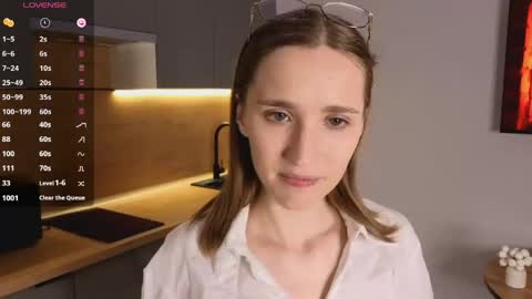 May online show from April 25, 2026, 4:15 pm