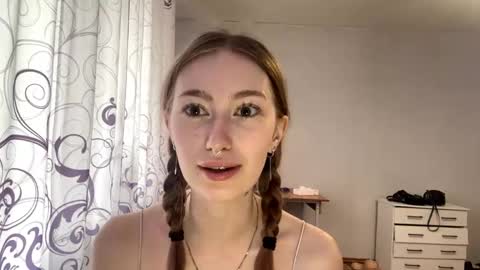 Snapshot of janenegearhart chatting on June 4, 2026, 11:16 am Kate online show from June 4, 2026, 11:16 am