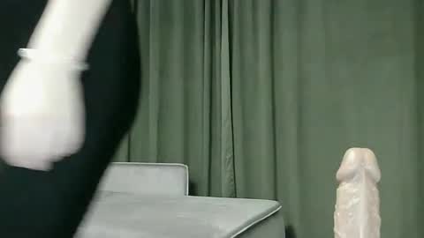 Snapshot of janet_jay_ chatting on December 31, 2024, 5:18 pm Janet online show from December 31, 2024, 5:18 pm