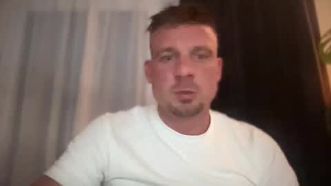 Snapshot of janettarobin chatting on May 18, 2026, 7:52 pm RoJan online show from May 18, 2026, 7:52 pm