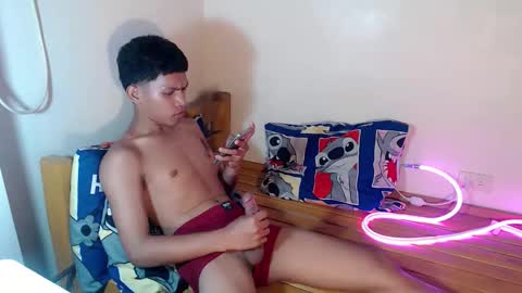 Snapshot of janlloyd04 chatting on September 12, 2025, 3:01 pm janlloyd04 online show from September 12, 2025, 3:01 pm