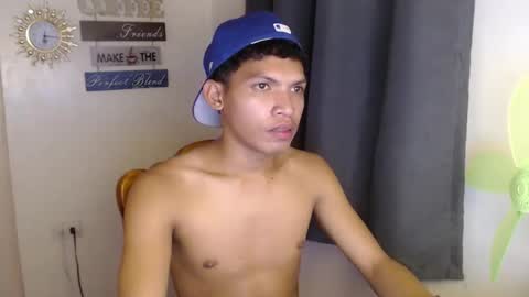 Snapshot of janlloyd04 chatting on October 1, 2025, 7:53 pm janlloyd04 online show from October 1, 2025, 7:53 pm