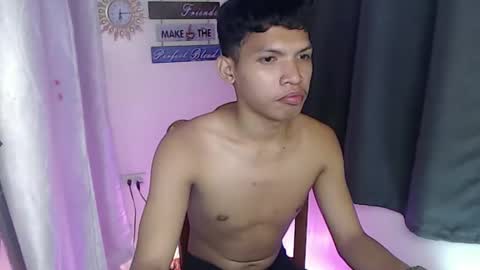 Snapshot of janlloyd04 chatting on November 9, 2025, 11:47 pm janlloyd04 online show from November 9, 2025, 11:47 pm