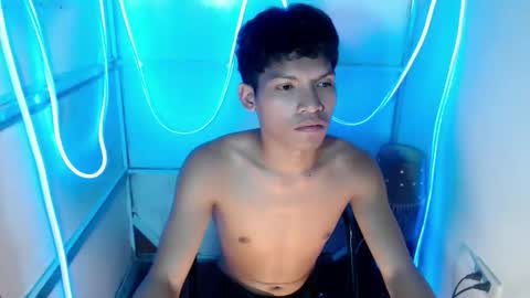 janlloyd04 online show from March 19, 2026, 8:07 am