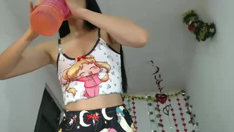 Snapshot of japonesa01 chatting on February 15, 2025, 12:15 am Monik online show from February 15, 2025, 12:15 am