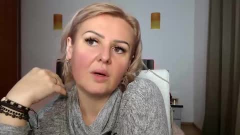 jaqueline88 online show from March 1, 2025, 5:05 pm