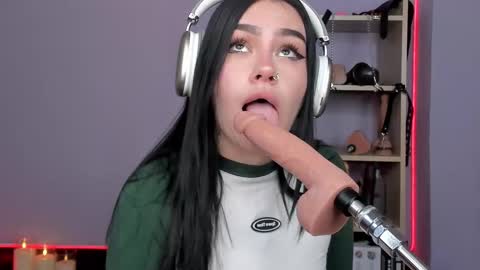 Snapshot of jas_miin chatting on September 26, 2025, 2:15 am Maria online show from September 26, 2025, 2:15 am