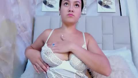 Jaslyn online show from February 5, 2026, 6:01 pm